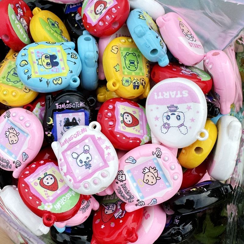 Random1-6pcs Tamagotchi Bead A - Jewelry Making Accessories recensione e prezzo