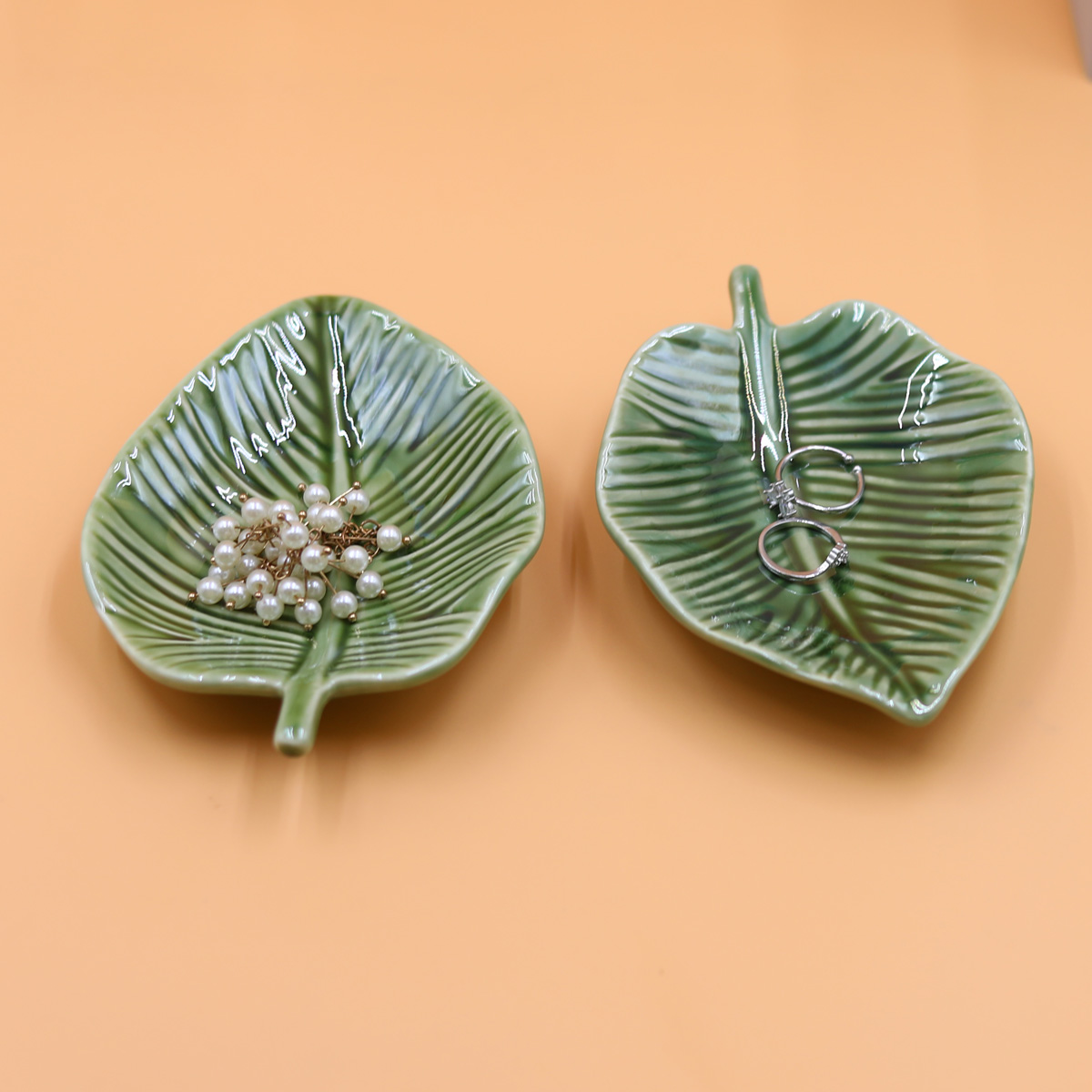 1Pcs Leaf-Shaped Jewelry Organ - Jewelry Making Tray recensione e prezzo