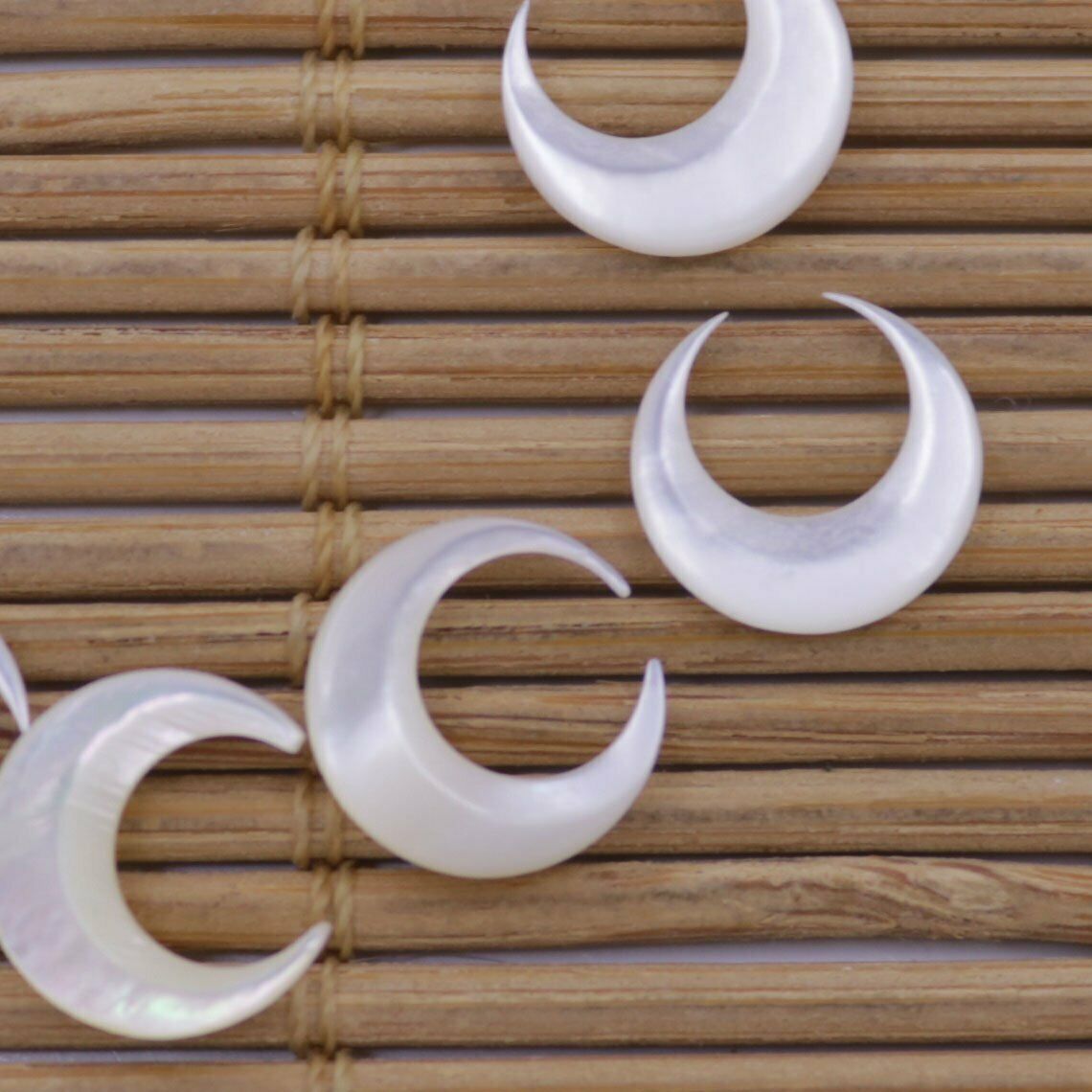 10 PCS Nail 3D Art Moon Shape  - Jewelry Making Drill recensione e prezzo